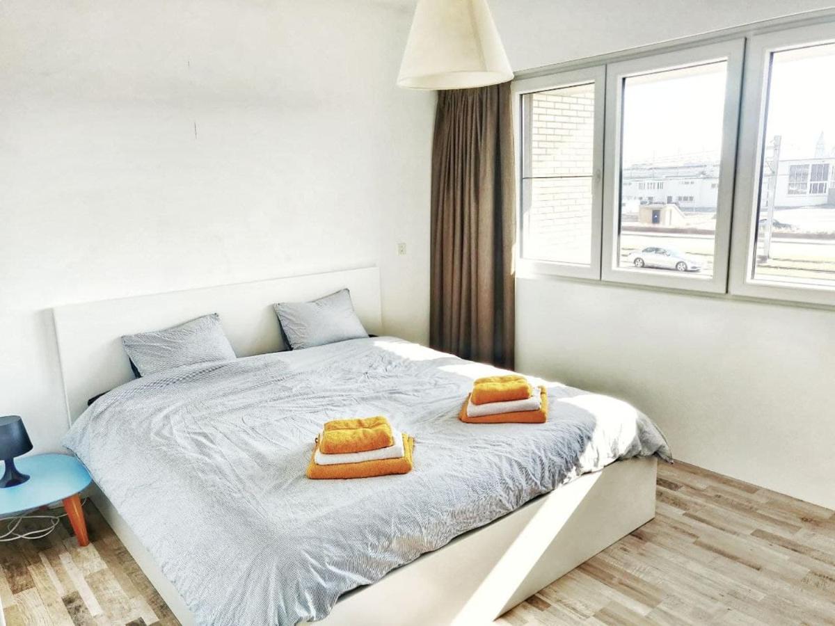 Royal Palace Seaview Suite Ostende Extérieur photo